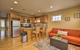 Apartment With Patio And Grill, 3 Blocks To Boardwalk!
